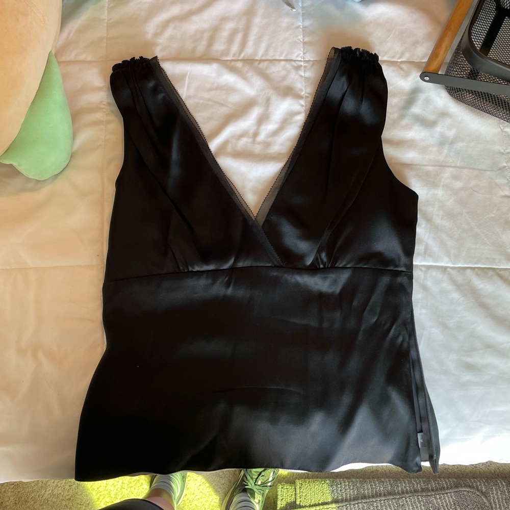 Elie tahari 100% silk top